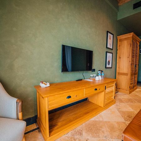 סאריגרמה The Remote Hotel מראה חיצוני תמונה